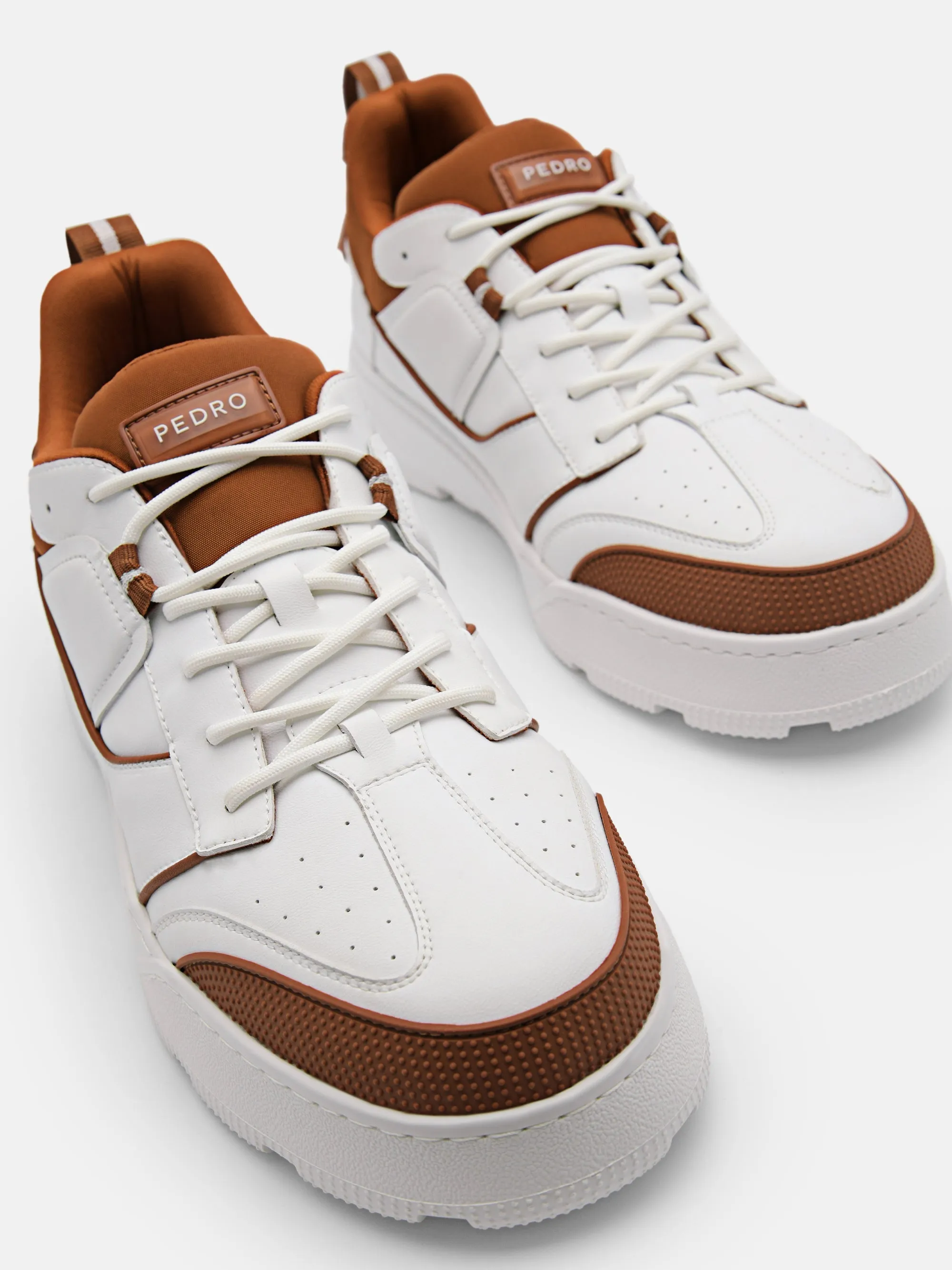 Arc Court Sneakers