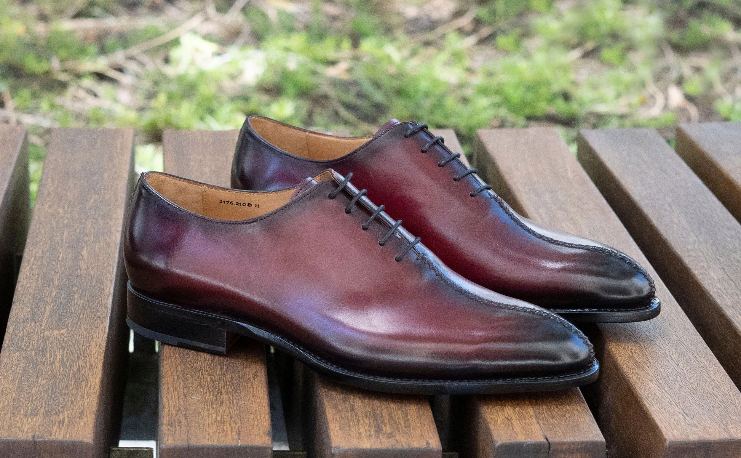 Derrick Burnished Calfskin Lace-Up Oxford Burgundy