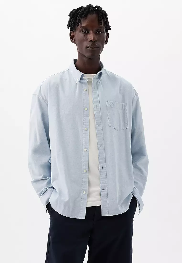GAP Standard Fit Oxford Logo Shirt