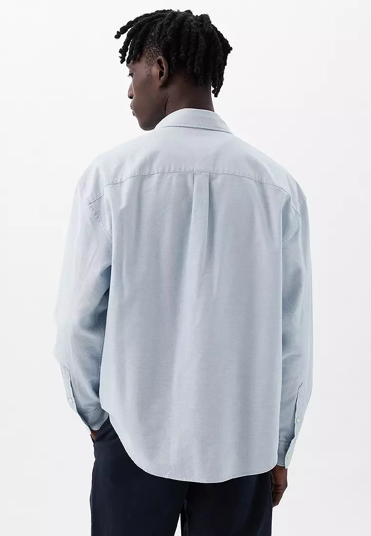 GAP Standard Fit Oxford Logo Shirt
