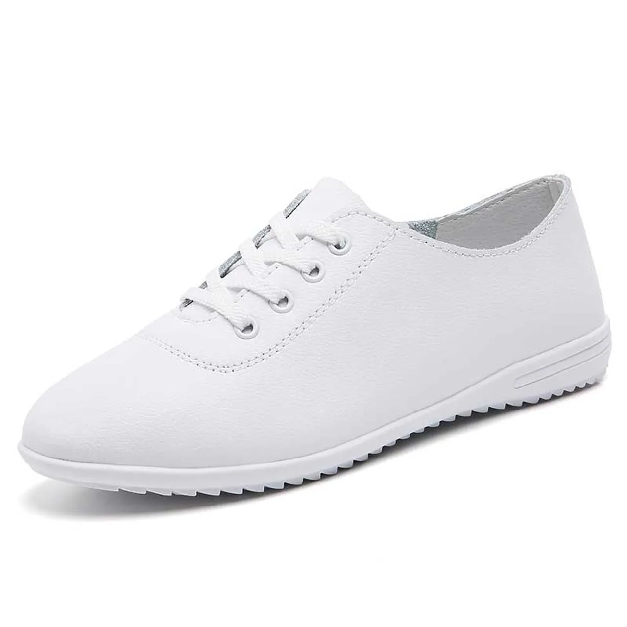 White casual plain oxford lace up shoe